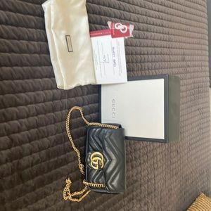 Used inside have light stains check pictures